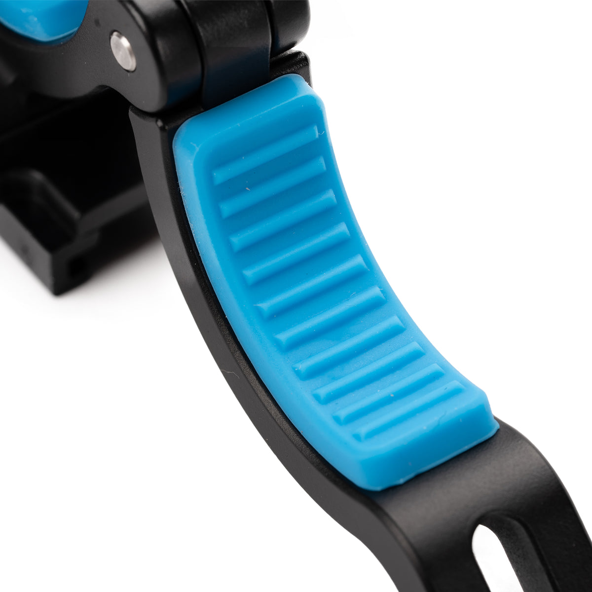 WUBEN AT2X+ flashlight bike mount feature image