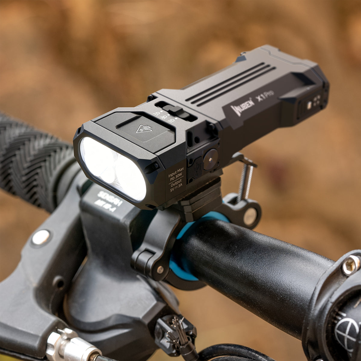 WUBEN AT2XP flashlight bike mount feature image